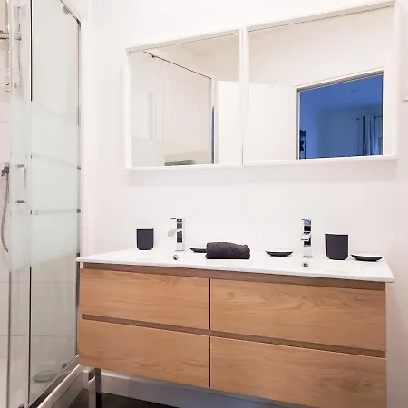 Maison En Plein Coeur De Deauville, A Pied, 6 Personnes Holiday home *
