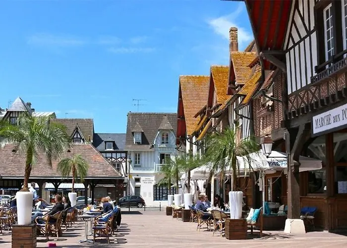 Maison En Plein Coeur De Deauville, A Pied, 6 Personnes Holiday home